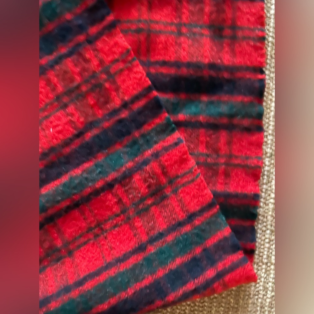 Red Robertson Scotland cashmere wool plaid scarf. 47”. Red green black.